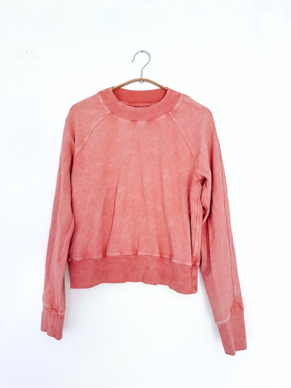 Lululemon Ready to Roll Crew Acid Rubber Dye Rustic Coral - Size 4